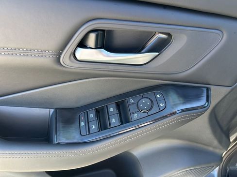 New 2026 Nissan Rogue SV image 19