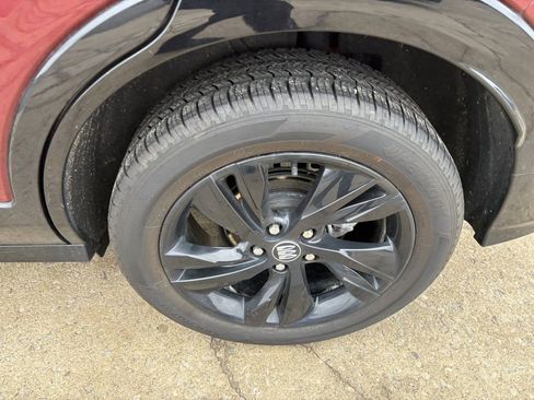 Used 2024 Buick Encore GX Sport Touring image 13