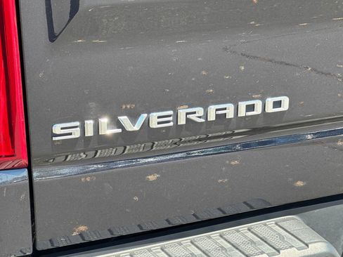 Used 2023 Chevrolet Silverado 1500 RST AWD/4WD image 33
