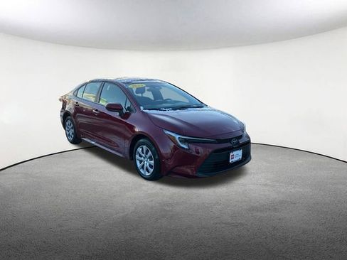 Certified 2025 Toyota Corolla LE image 2