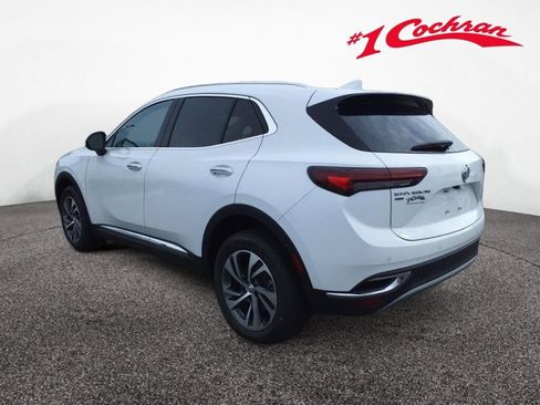 Used 2023 Buick Envision Essence image 3