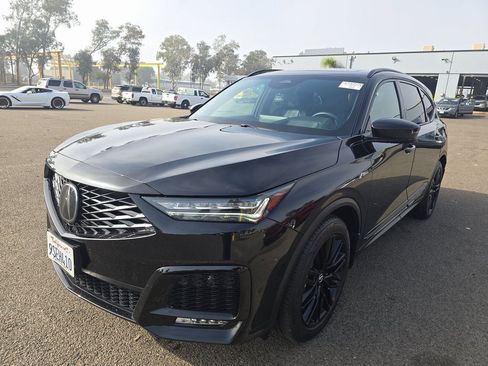 Used 2025 Acura MDX A-Spec image 2