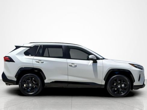 Certified 2025 Toyota RAV4 SE w/ Convenience Package AWD/4WD image 6