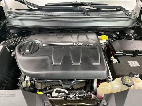 Used 2021 Jeep Cherokee Trailhawk w/ Comfort/Convenience Group AWD/4WD image 29
