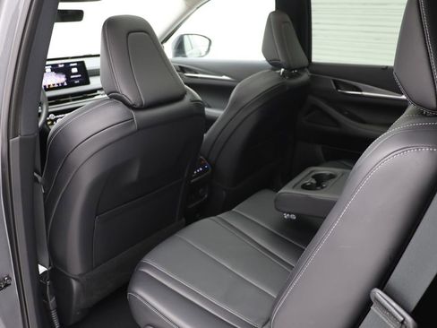Used 2023 INFINITI QX60 Luxe w/ Cargo Package AWD/4WD image 10
