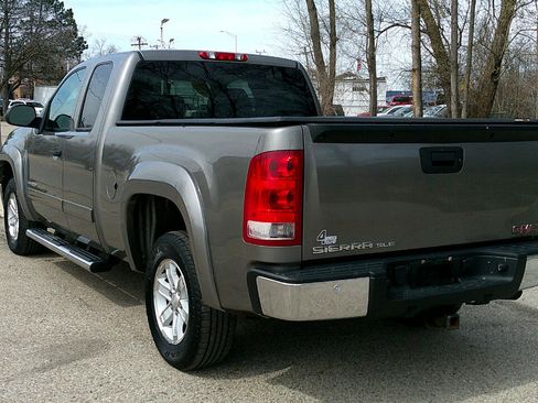Used 2013 GMC Sierra 1500 SLE w/ Power Tech Package image 5