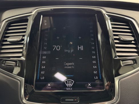 Used 2021 Volvo XC90 T8 Inscription w/ Advanced Package image 13