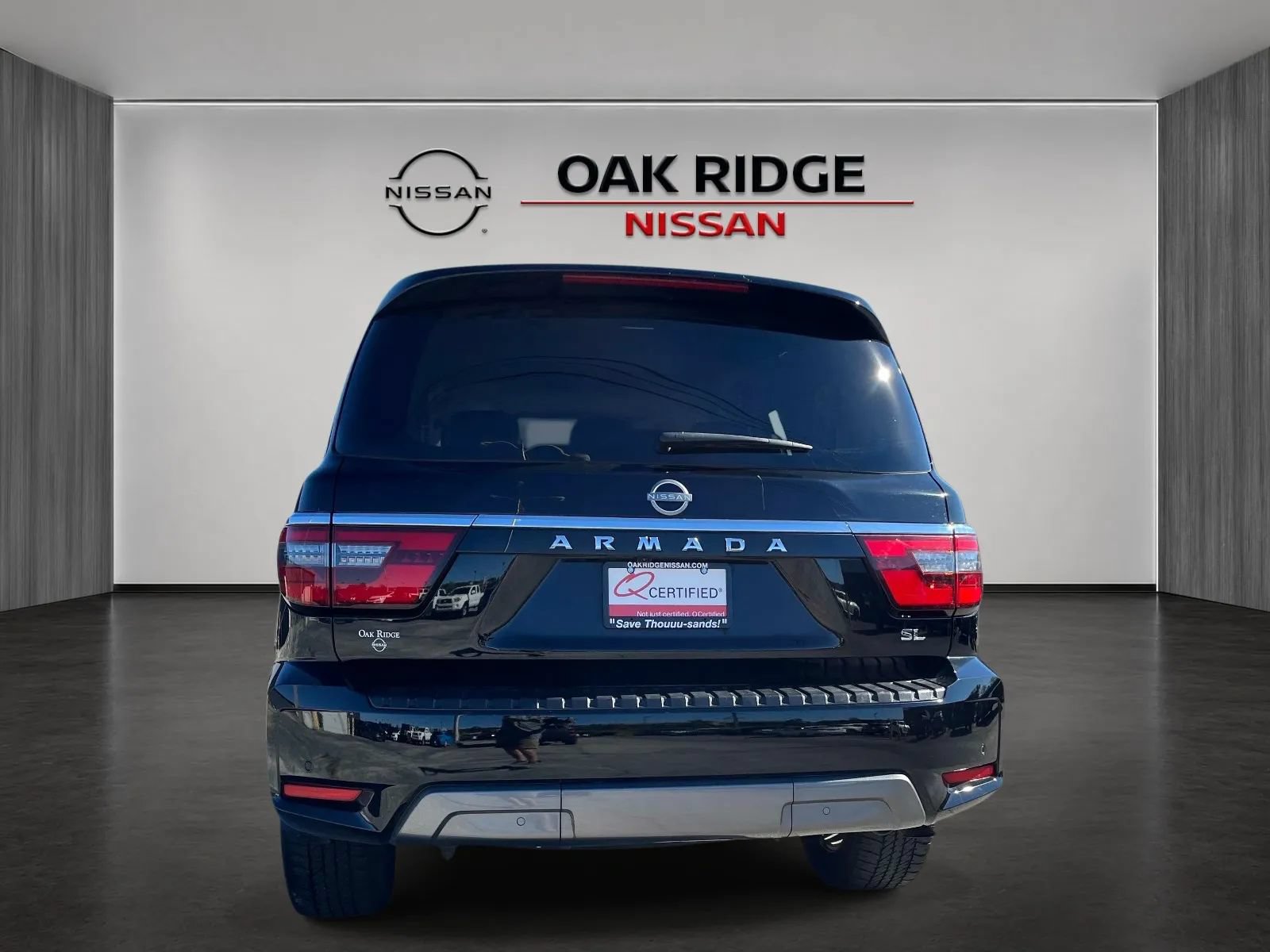 Used 2023 Nissan Armada SL w/ Cargo Package AWD/4WD image 4