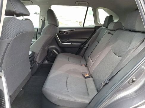 Certified 2022 Toyota RAV4 LE image 10