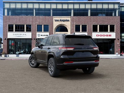 New 2026 Jeep Grand Cherokee Summit w/ Obsidian Package AWD/4WD image 3