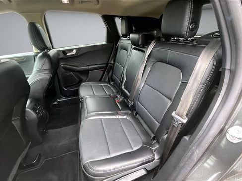 Used 2020 Ford Escape Titanium w/ Titanium Premium Package 2.0 AWD/4WD image 21