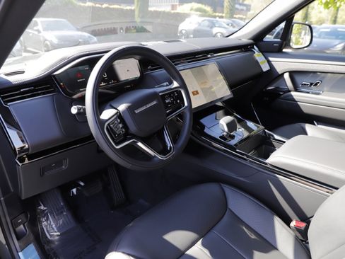 New 2026 Land Rover Range Rover Sport SE AWD/4WD image 16