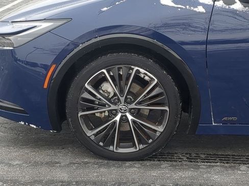 Certified 2024 Toyota Prius XLE image 7