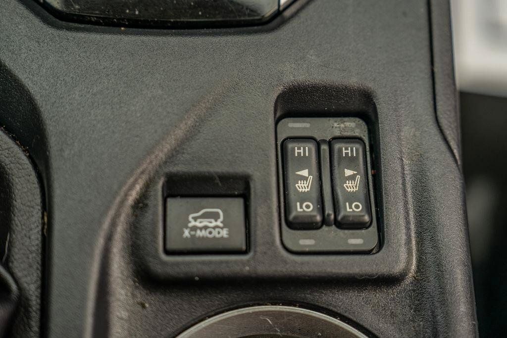 Used 2020 Subaru Crosstrek 2.0i Limited w/ Moonroof Package w/Navigation AWD/4WD image 31