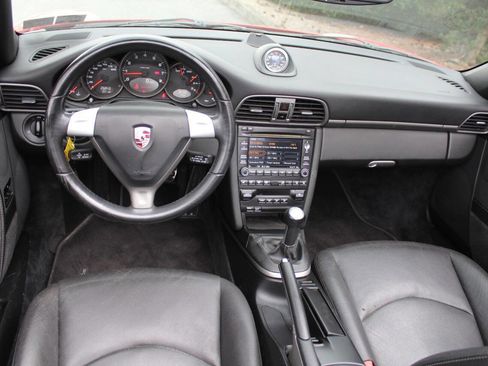 Used 2009 Porsche 911 Carrera image 19