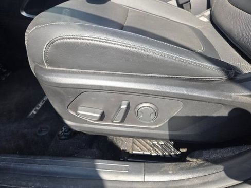 Used 2023 Hyundai Tucson Limited AWD/4WD image 10