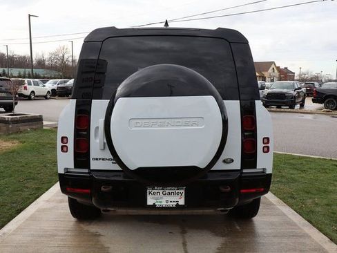 Used 2023 Land Rover Defender 130 X-Dynamic SE image 41