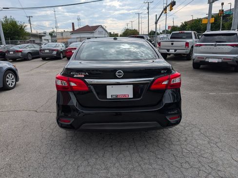 Used 2019 Nissan Sentra SV FWD image 7