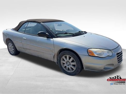 Used 2005 Chrysler Sebring Limited w/ Luxury Group FWD image 9