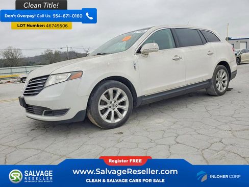 Used 2017 Lincoln MKT AWD image 1