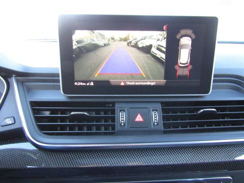 Used 2018 Audi SQ5 Premium Plus w/ S Sport Package image 29