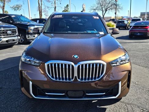 Certified 2025 BMW X5 xDrive40i w/ Parking Assistance Package image 2