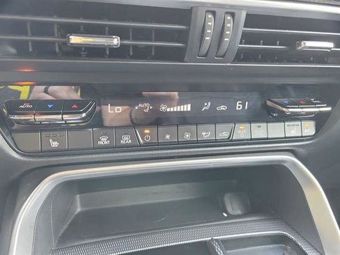 Used 2024 MAZDA CX-90 3.3 Turbo w/ Premium Package image 16