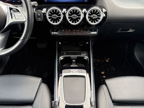 Certified 2024 Mercedes-Benz GLA 250 4MATIC image 22