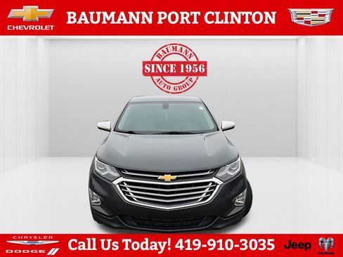 Used 2018 Chevrolet Equinox LS image 2