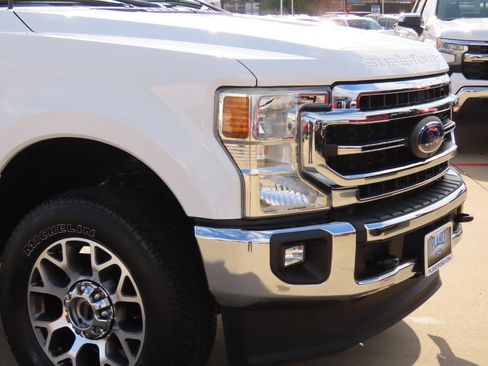 Used 2022 Ford F250 Lariat image 6