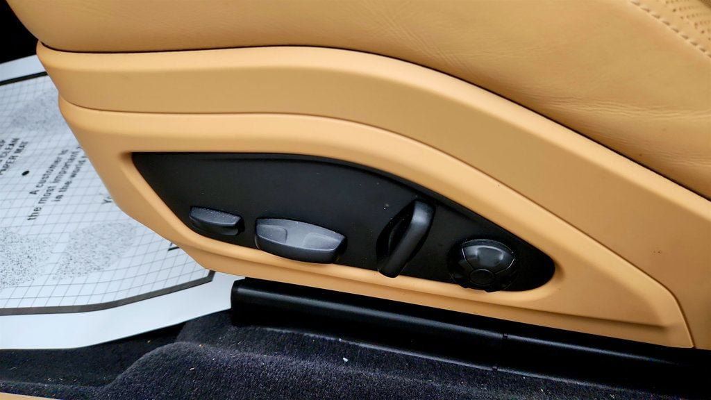 Used 2023 Porsche Panamera w/ Premium Package RWD image 12