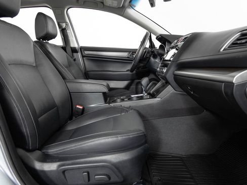 Used 2017 Subaru Legacy 2.5i Limited image 26