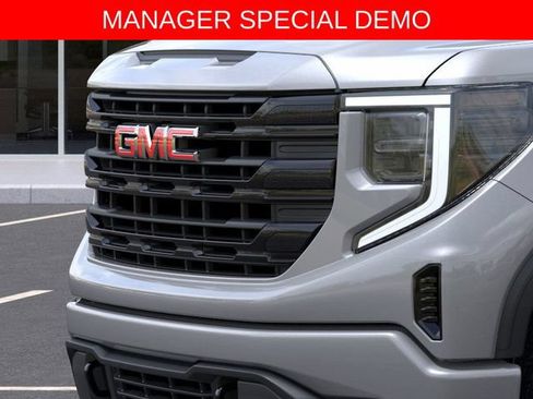 Used 2026 GMC Sierra 1500 Elevation AWD/4WD image 13
