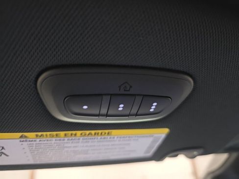 New 2026 Chrysler Pacifica Select image 21