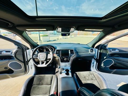 Used 2014 Jeep Grand Cherokee SRT8 w/ Luxury Group II image 35