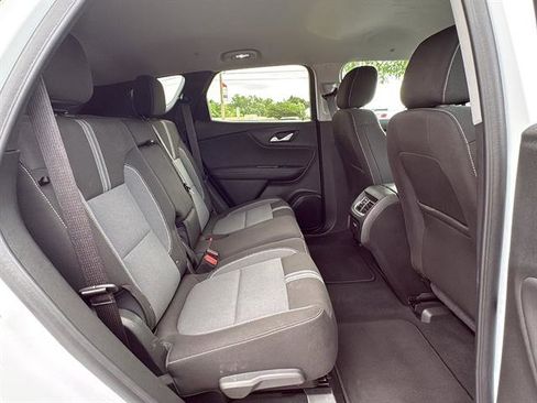 Used 2025 Chevrolet Blazer LT FWD image 15