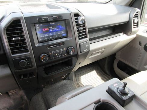 Used 2022 Ford F550 4x4 SuperCab Super Duty image 9