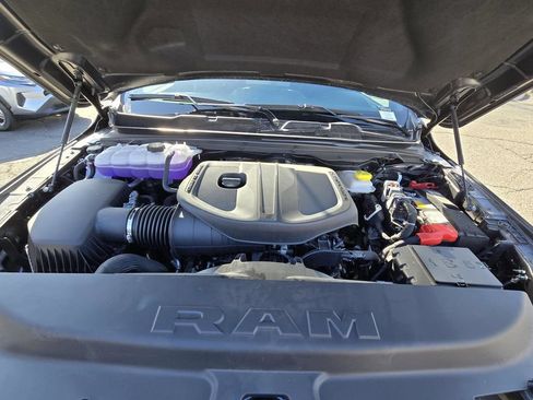 New 2025 RAM 1500 Big Horn AWD/4WD image 22