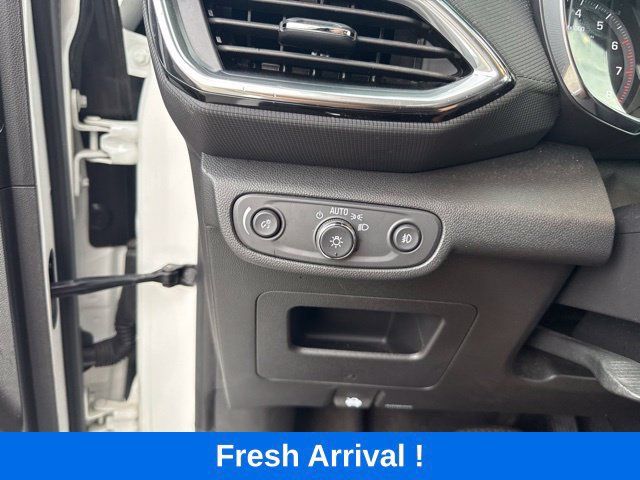 Used 2023 Chevrolet TrailBlazer LT w/ Convenience Package FWD image 9