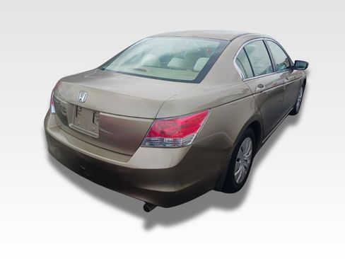 Used 2009 Honda Accord LX image 4
