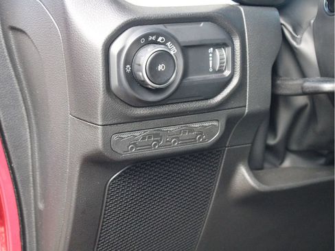Certified 2024 Jeep Wrangler Unlimited Sport AWD/4WD image 15