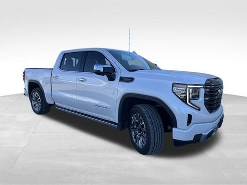 Used 2024 GMC Sierra 1500 Denali Ultimate image 8