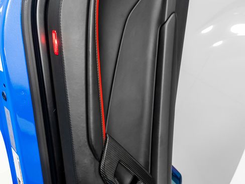 Used 2018 Lamborghini Aventador S image 46