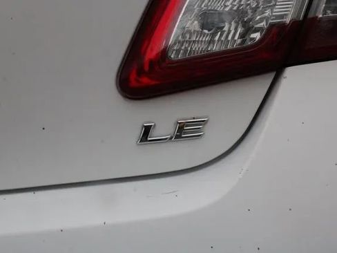 Used 2011 Toyota Camry LE w/ LE Extra-Value Pkg image 26