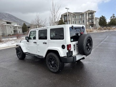 Used 2015 Jeep Wrangler Unlimited Sahara w/ Max Tow Package image 5