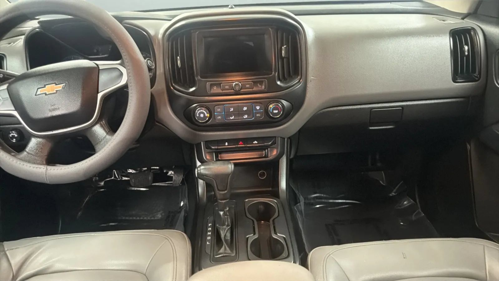 Used 2019 Chevrolet Colorado W/T w/ WT Convenience Package RWD image 15