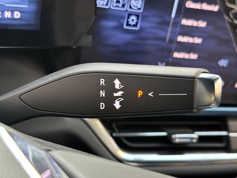 New 2026 Chevrolet Equinox EV LT image 25