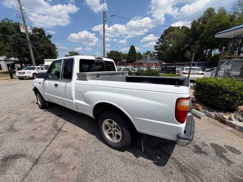 Used 2002 MAZDA B-Series Pickup 2WD Cab Plus B2300 image 7