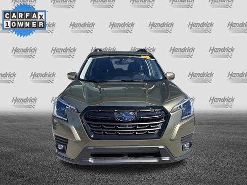 Used 2024 Subaru Forester Premium AWD/4WD image 3