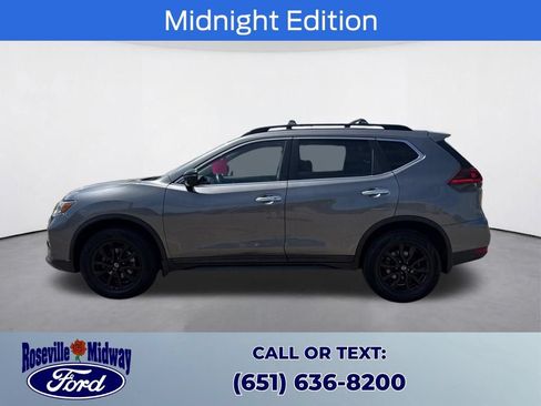 Used 2018 Nissan Rogue SV w/ Premium Package AWD/4WD image 4